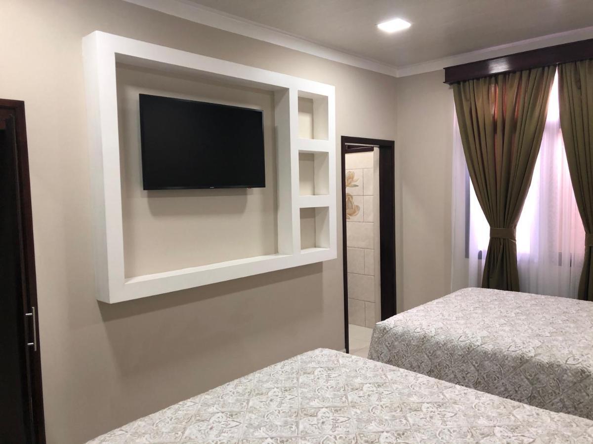 Hotel Y Residencia La Cofradia Santa Rosa de Copán Kültér fotó